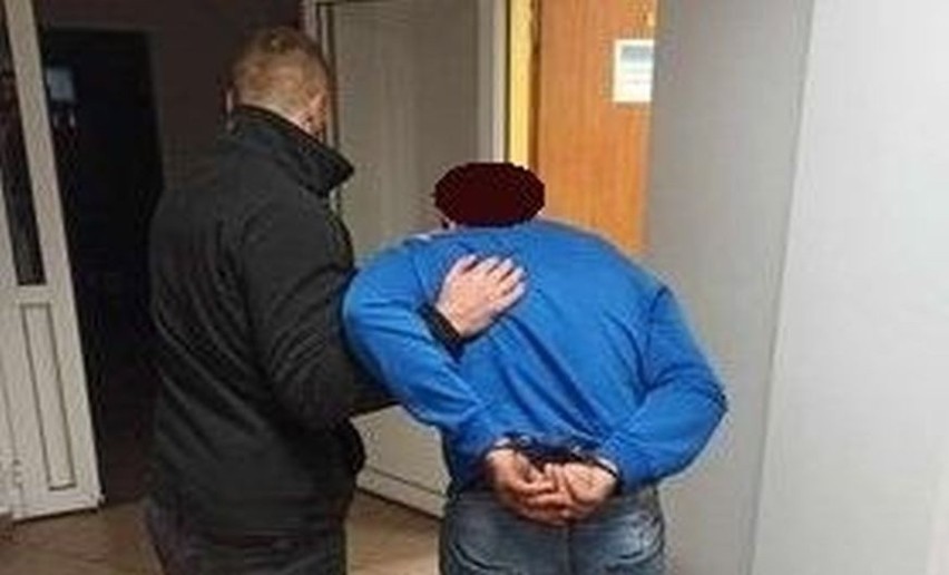 Policjanci z Białobrzegów zatrzymali sprawców rozboju w...