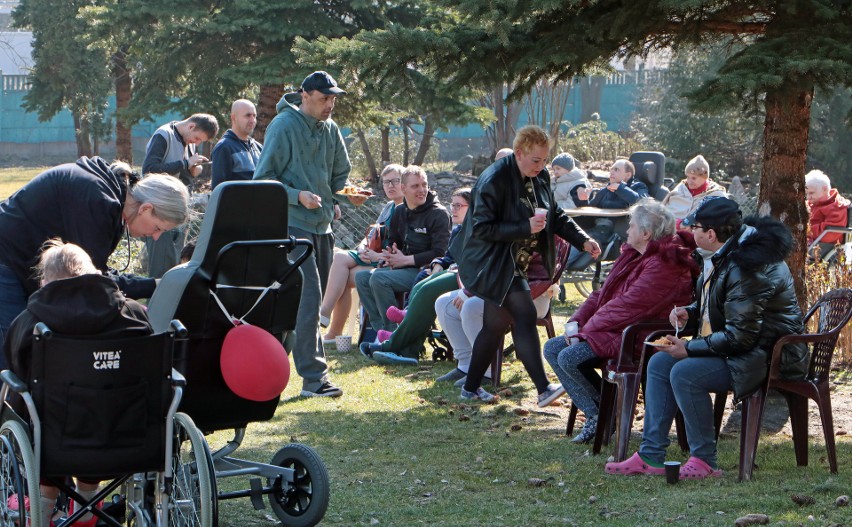 Pierwszy wiosenny piknik w DPS w Grudziądzu