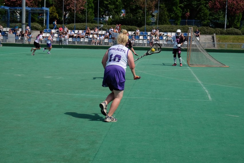 Lacrosse: Kosynierki nie dały się ograć