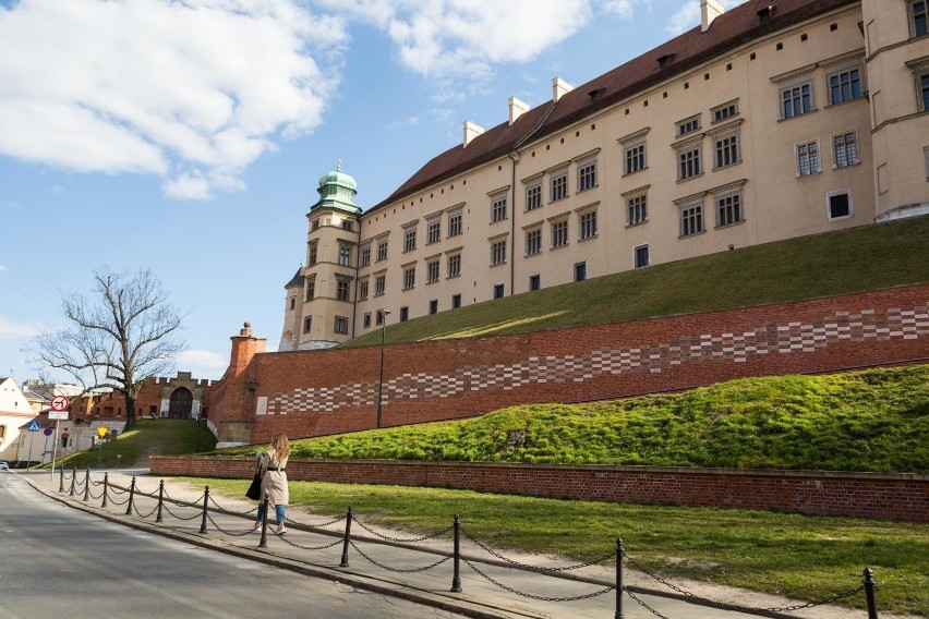 Kraków. Miasto rusza z kampanią informacyjno-społeczną:  „Bądź turystą w swoim mieście – zwiedzaj Kraków” 