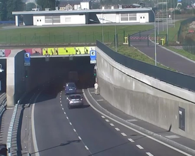 Mężczyzna wszedł mimo zakazu do tunelu pod Martwą Wisła w Gdańsku