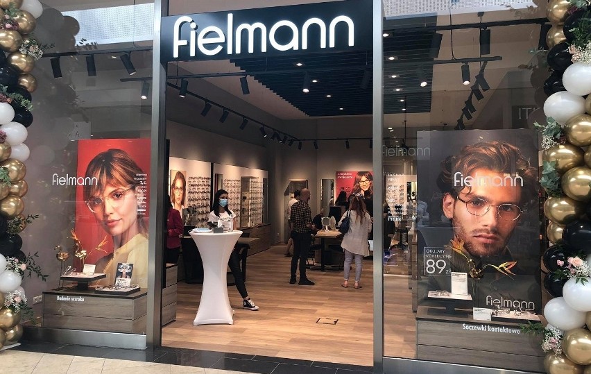 Salon optyczny Fielmann oferuje bogaty wybór okularów...