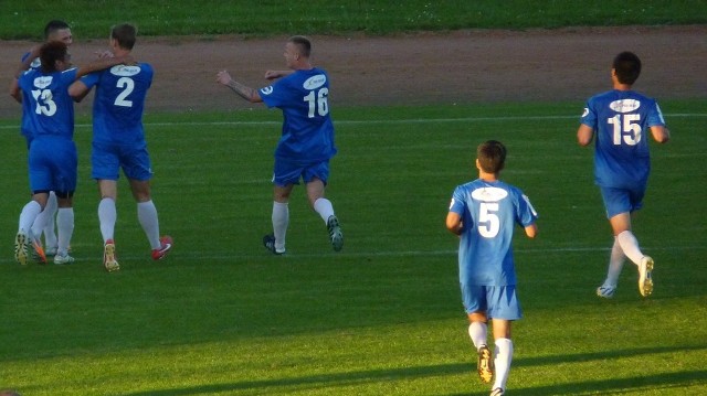 Nie było niespodzianki w meczu trzeciej rundy okręgowego Pucharu Polski. Gwardia Koszalin pokonała Olimp Gościno 5:0