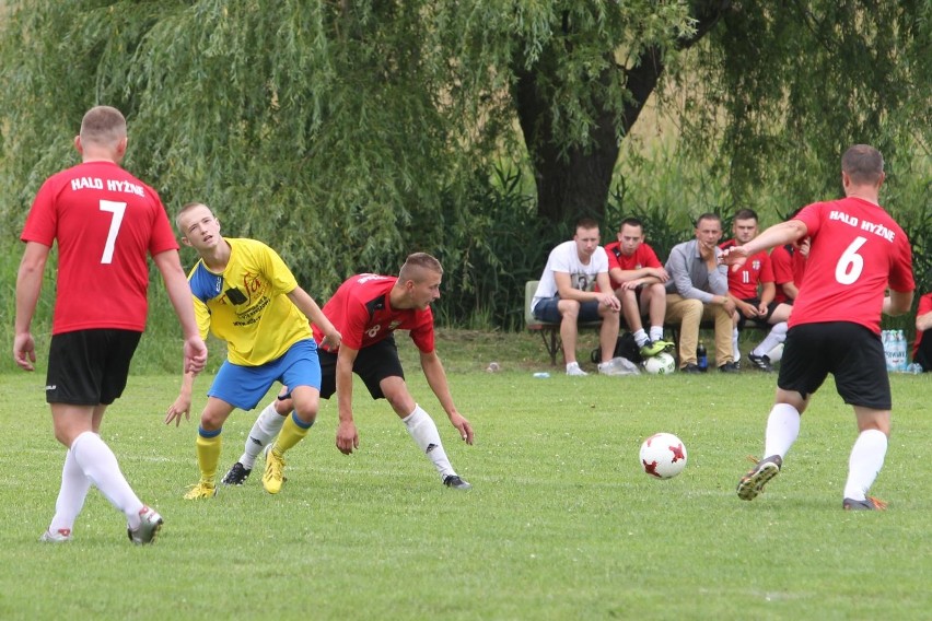 W derbach Hyżnego: Halo - Polonia padł remis 2:2