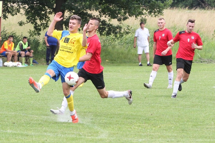 W derbach Hyżnego: Halo - Polonia padł remis 2:2