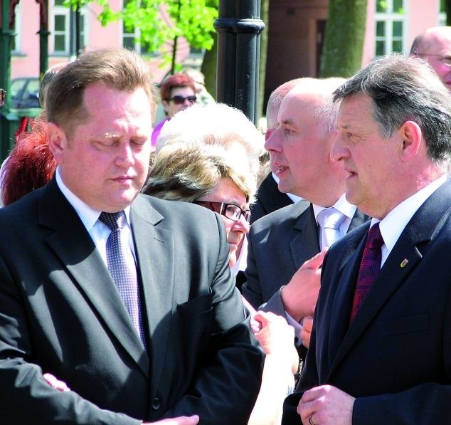 W wystąpieniach poseł Zieliński i prezydent Gajewski unikali kontrowersji. Prezydent zgodził się, aby poseł wystąpił pierwszy.