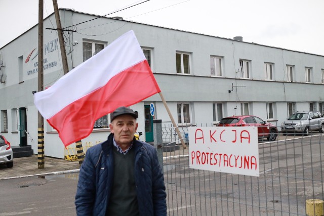 Spór w MZK w Piotrkowie. Więcej na kolejnych zdjęciach