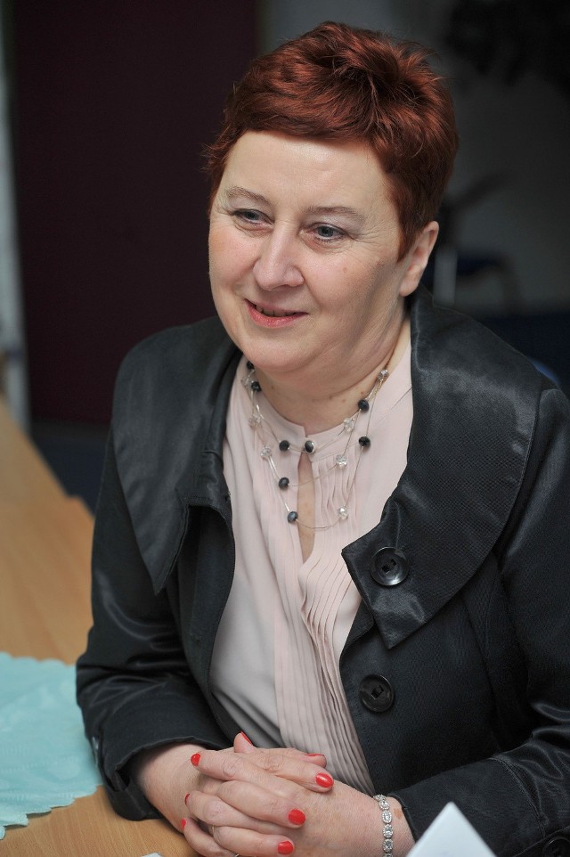 Urszulą Broniszewska jest pielęgniarką naczelną sławieńskiego szpitala, który zatrudnia dziś łącznie około 90 pielęgniarek i położnych.