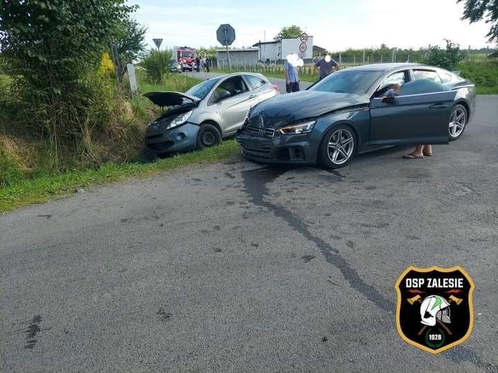  Wypadek w gminie Belsk Duży. Dwie ranne osoby zabrane do szpitala