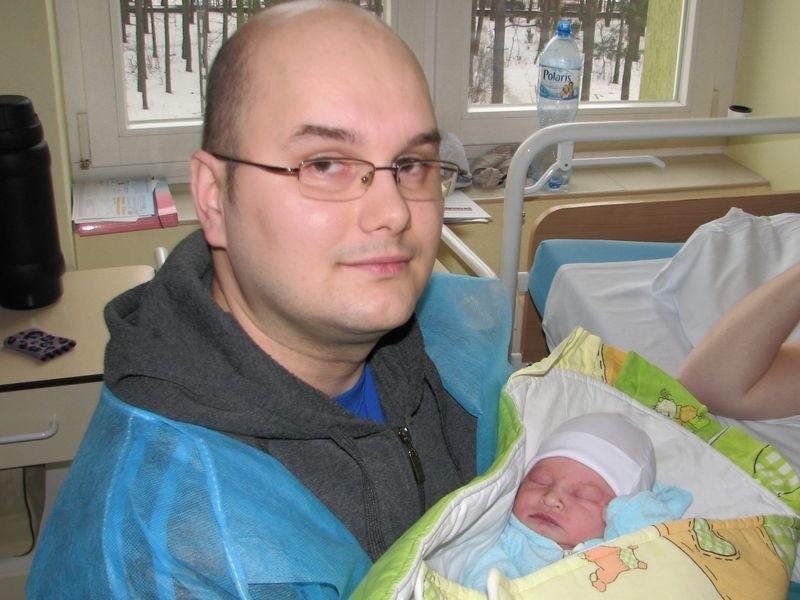 Adrian Kołodziej urodził się we wtorek, 14 lutego. Ważył...
