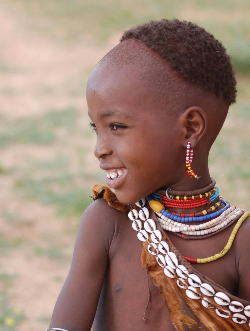 Dzieci Świata w obiektywie podróżniczki Marzeny Kądzieli. Dziecięcy uśmiech wszędzie wygląda tak samo