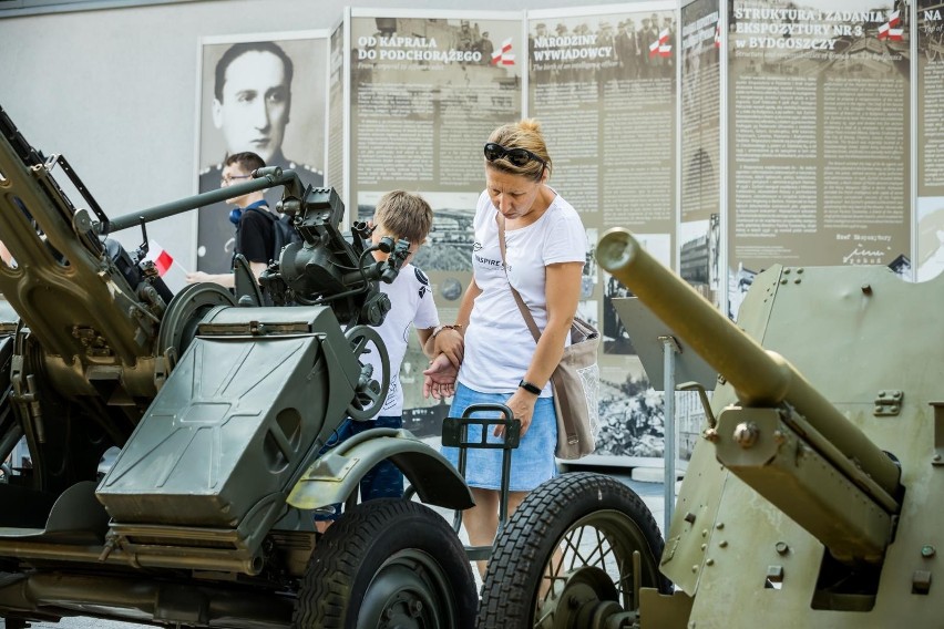 Z okazji Święta Wojska Polskiego Muzeum Wojsk Lądowych w...