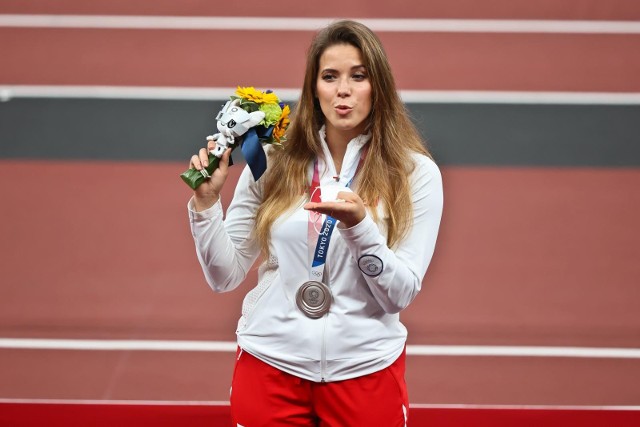 Maria Andrejczyk przekaże swój srebrny medal olimpijski na akcję charytatywną