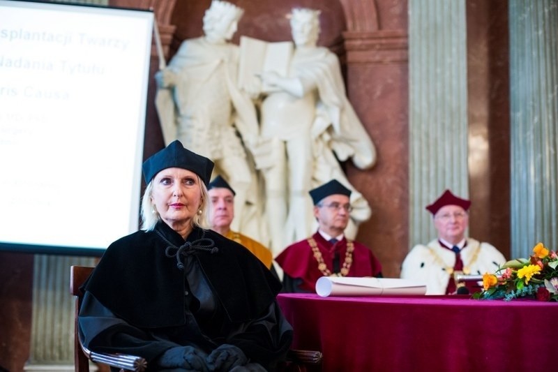 Prof. Maria Siemionow otrzymała tytuł doktora honoris causa...