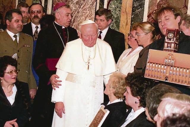 Spotkanie delegacji toruńskiej z papieżem w Watykanie w...