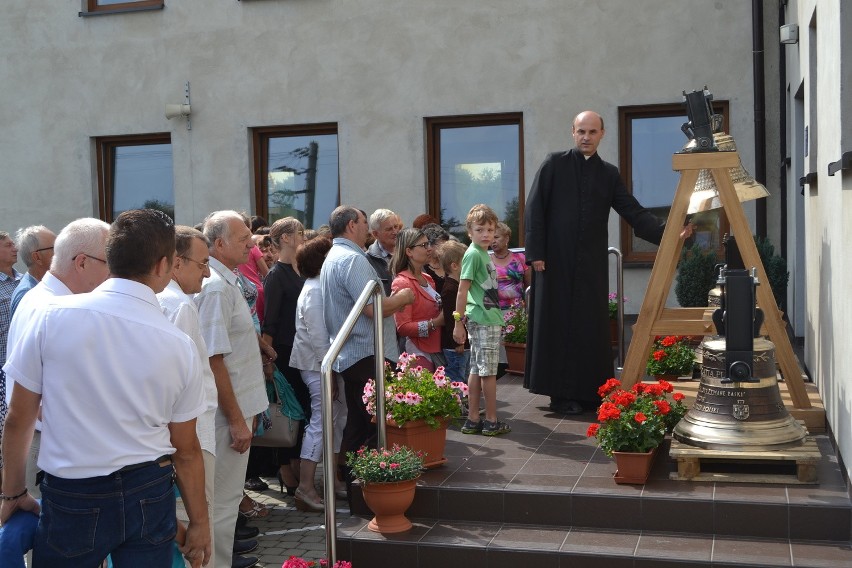 Rybnik: Nowa parafia Matki Boskiej Częstochowskiej w Rybniku...