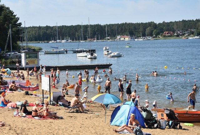 W ostatnich latach dużo zmian na plaży w Pieczyskach. Kolejną będzie nowy pomost, który powstanie jeszcze w 2023 r.
