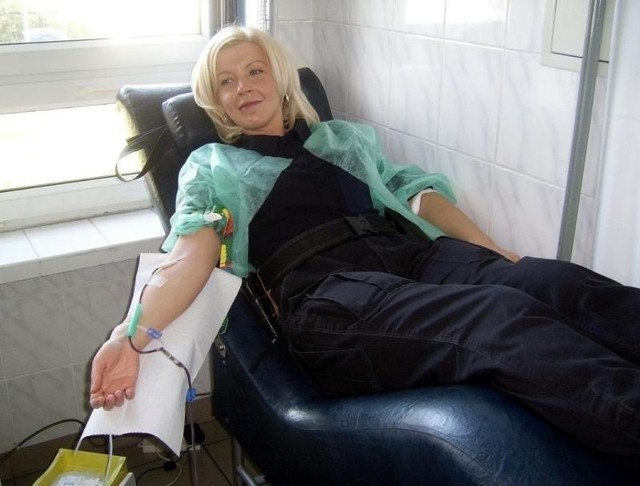 Organizatorką akcji była strażnik Ewa Pałkiewicz, która również oddała krew potrzebującym.
