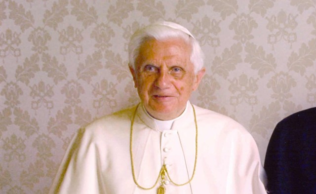 Od środy 28.12 wiadomo, że emerytowany papież Benedykt XVI jest ciężko chory.