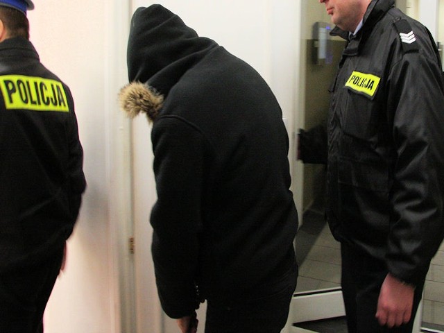 Oskarżonych jest 18 osób mieszkających m.in. w Gorzowie, Rzepinie, a także w Niemczech.