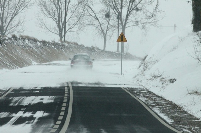 Takich obrazków w regionie ostatnich dniach jeszcze nie widzieliśmy. Już niebawem spadnie jednak śnieg.