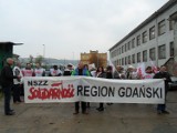 Protest związkowców przed gdyńskim Igloportem [ZDJĘCIA]