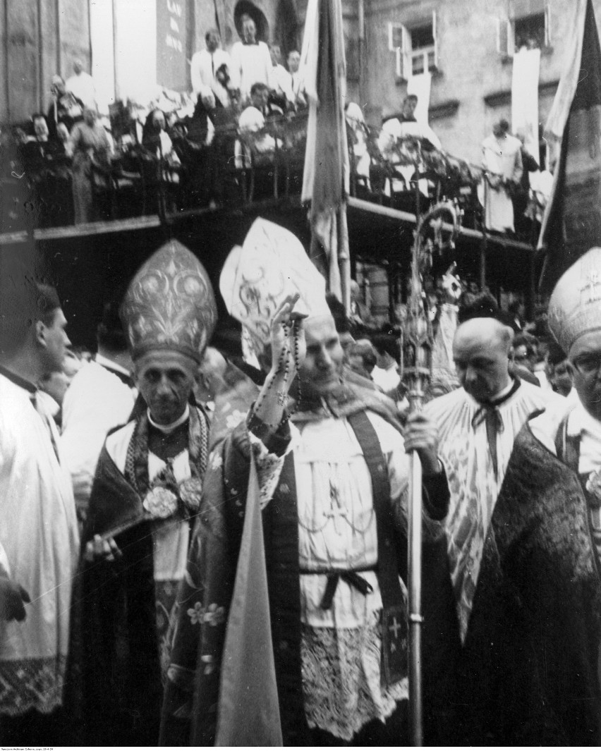 Kard. Karol Wojtyła na starych zdjęciach. Zanim został papieżem