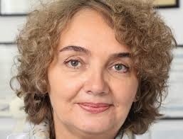 Doktor Maria Pyzio-Gutkowska to specjalista dermatologii.