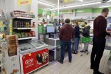 Połowa Polaków odczuwa pogorszenie  się ich sytuacji materialnej. Inflacja i wzrost cen groźniejsze niż zagrożenia wojny na Ukrainie