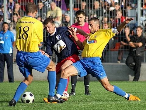 MKS Kluczbork na wlasnym boisku przegral 0-1 z Jarotą...