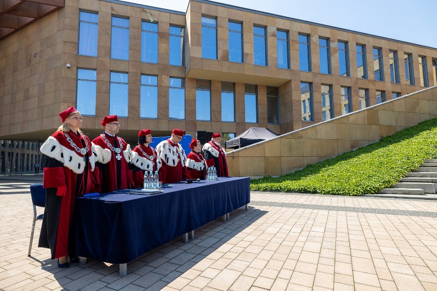 Uroczysta, jubileuszowa promocja doktorów i doktorów habilitowanych na Uniwersytecie Rzeszowskim