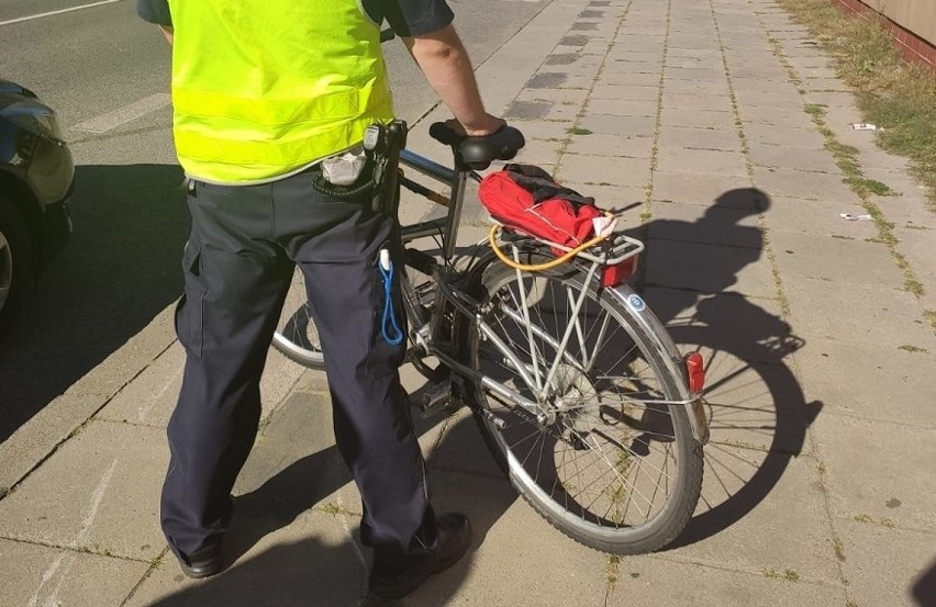 Uciekał przed policją... rowerem. Był po spożyciu ZDJĘCIA