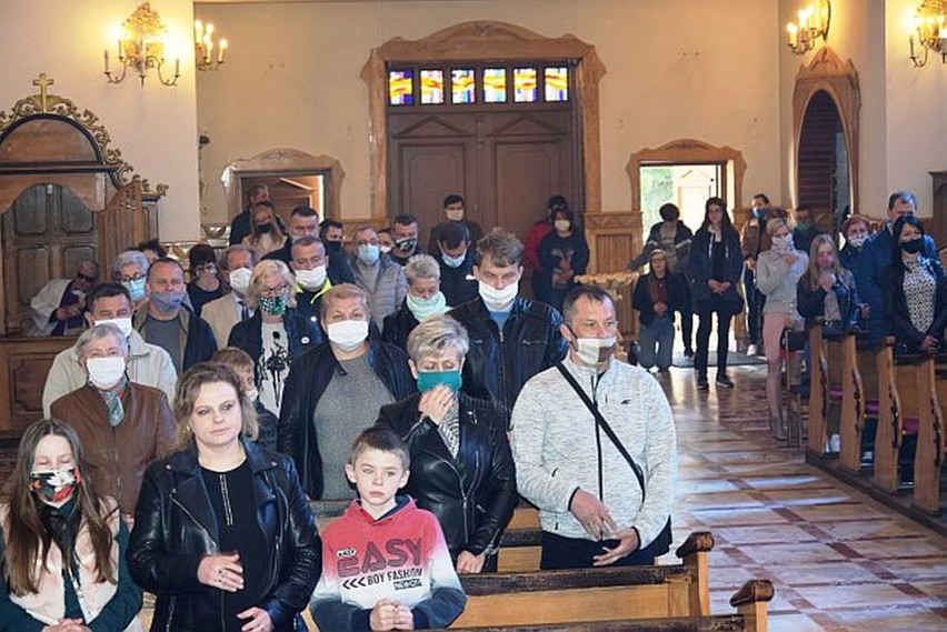 Uroczystości w 77 rocznicę pacyfikacji Żuchowca i trzech innych wsi w powiecie starachowickim (ZDJECIA) 