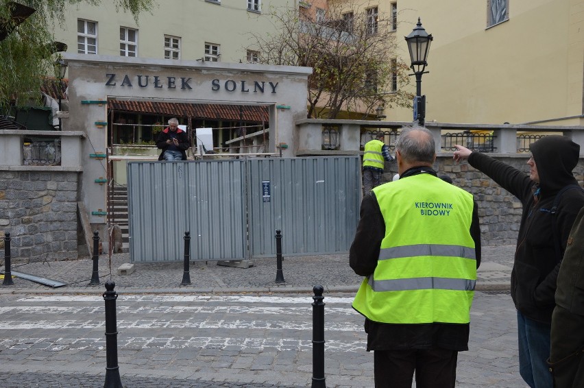 Zaułek Solny z napisem. Tak będzie wyglądał