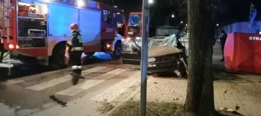 Olecko. Tragiczny wypadek. Kierowca zginął na miejscu