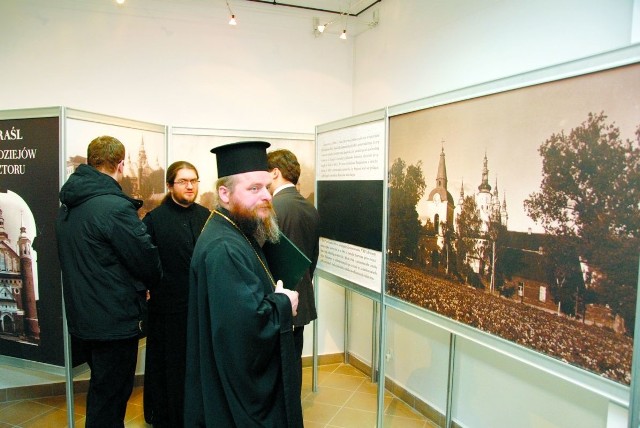 Przeciwko spornym fragmentom wystawy protestował nie tylko dyrektor Muzeum Podlaskiego, ale i środowiska prawosławne, w tym suprascy mnisi