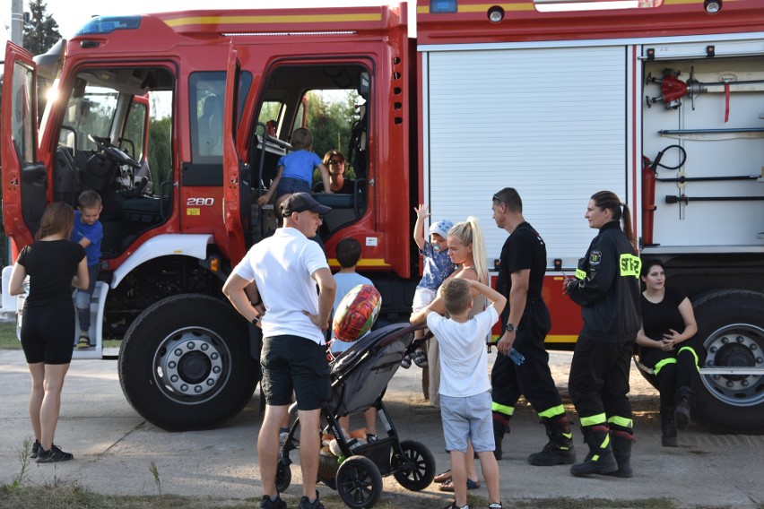 Wóz jest, będzie też remiza. OSP Osielsko rozwija się i chce...