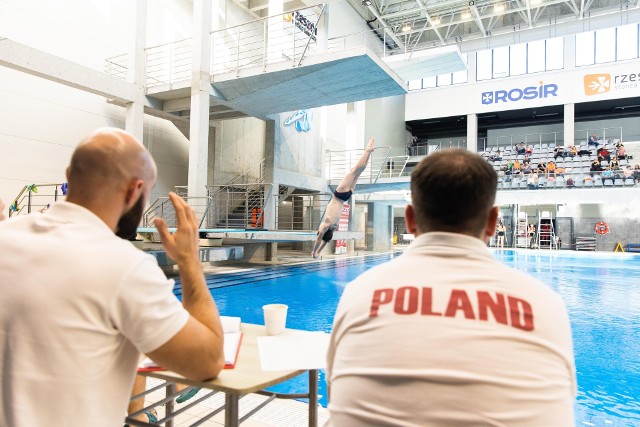 Nowa pływalnia przy ulicy Matuszczaka jest areną Zimowych Mistrzostw Polski w skokach do wody.