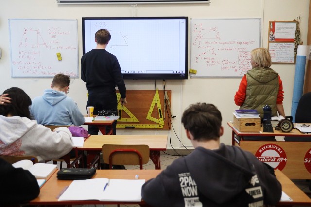 Być może Rzecznik Praw Uczniowskich pod Ministerstwem Edukacji pomoże w rozwiązywaniu problemów uczniów w Polsce. Ich prawa są łamana, co pokazują raporty różnych organizacji.