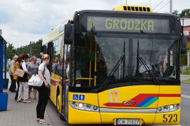 Ta linia we Włocławku miała być  uruchomiona wcześniej, ale nie było na nią pieniędzy. Ostatecznie pieniądze się znalazły i w sobotę autobusy linii nr 6 wyjadą  na ulice.
