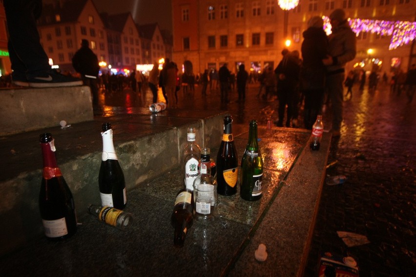 Sylwester na Rynku. Tak Wrocław witał Nowy Rok (MNÓSTWO ZDJĘĆ)