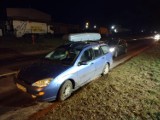 Pijany kierowca zasnął za kierownicą na światłach przy ul. Żelaznej w Piotrkowie. Miał 4 promile