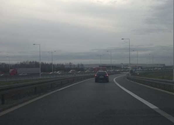 Wielkie korki na autostradzie A4. Kierowcy stali nie tylko przed bramkami poboru opłat (FOTO)