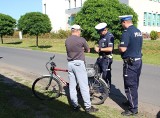 Piesi i rowerzyści nie do końca bezpieczni na drogach powiatu nakielskiego. Zobacz wyniki kontroli