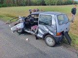 Kalisz: Zderzenie samochodu osobowego z autokarem. Dwie osoby ranne [ZDJĘCIA]