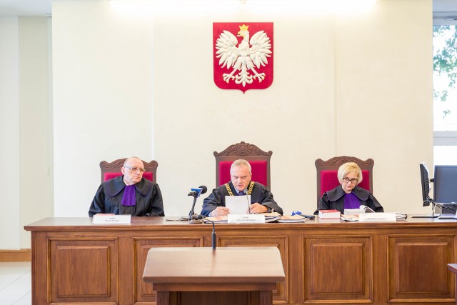 Sędzia Krzysztof Kamiński z Sądu Okręgowego w Białymstoku zgodził się z prokuraturą. Uważa, że wina i społeczna szkodliwość czynu była zbyt wysoka na warunkowe umorzenie.