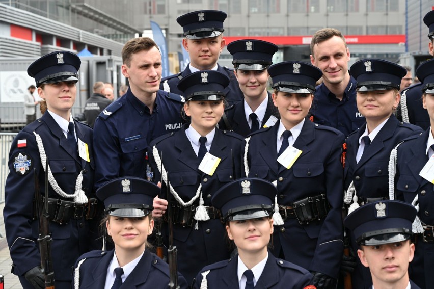 Bracia Kłeczek - policyjne gwiazdy Tik-Toka, robili furorę na Międzynarodowych Targach Polsecure w Kielcach