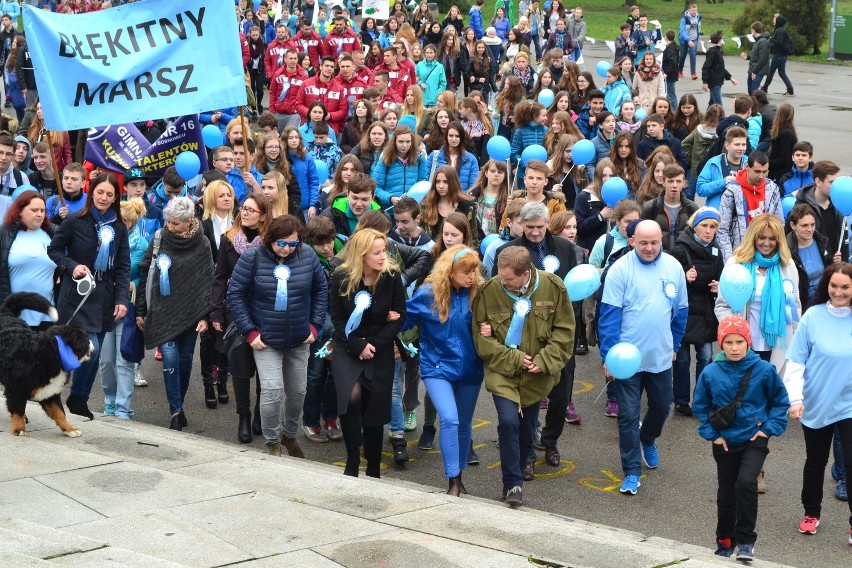 Sosnowiec: ulicami miasta przeszedł Błękitny Marsz [ZDJĘCIA]