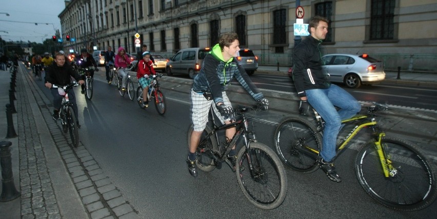 Wrocław: Masa Krytyczna przejechała przez miasto (ZDJĘCIA)