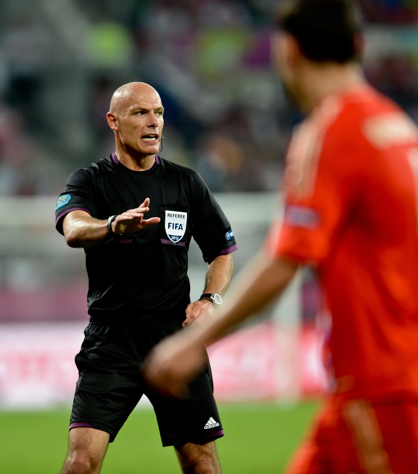 Howard Webb sędziował jeden z meczów we Wrocławiu....